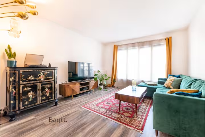 Salon de l’appartement de Mohamed à Saint-Ouen-sur-Seine